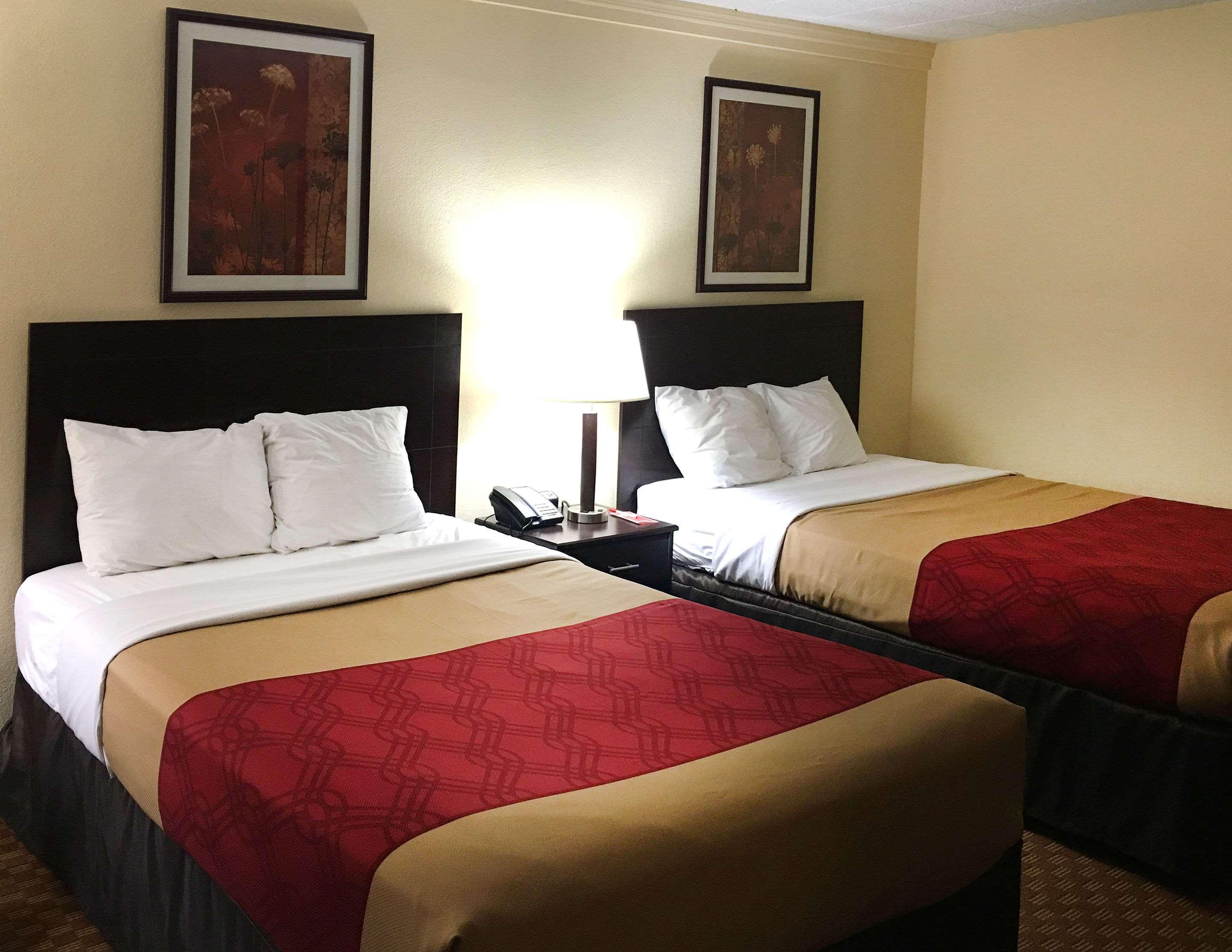 Econo & - Selinsgrove Hotel 2*