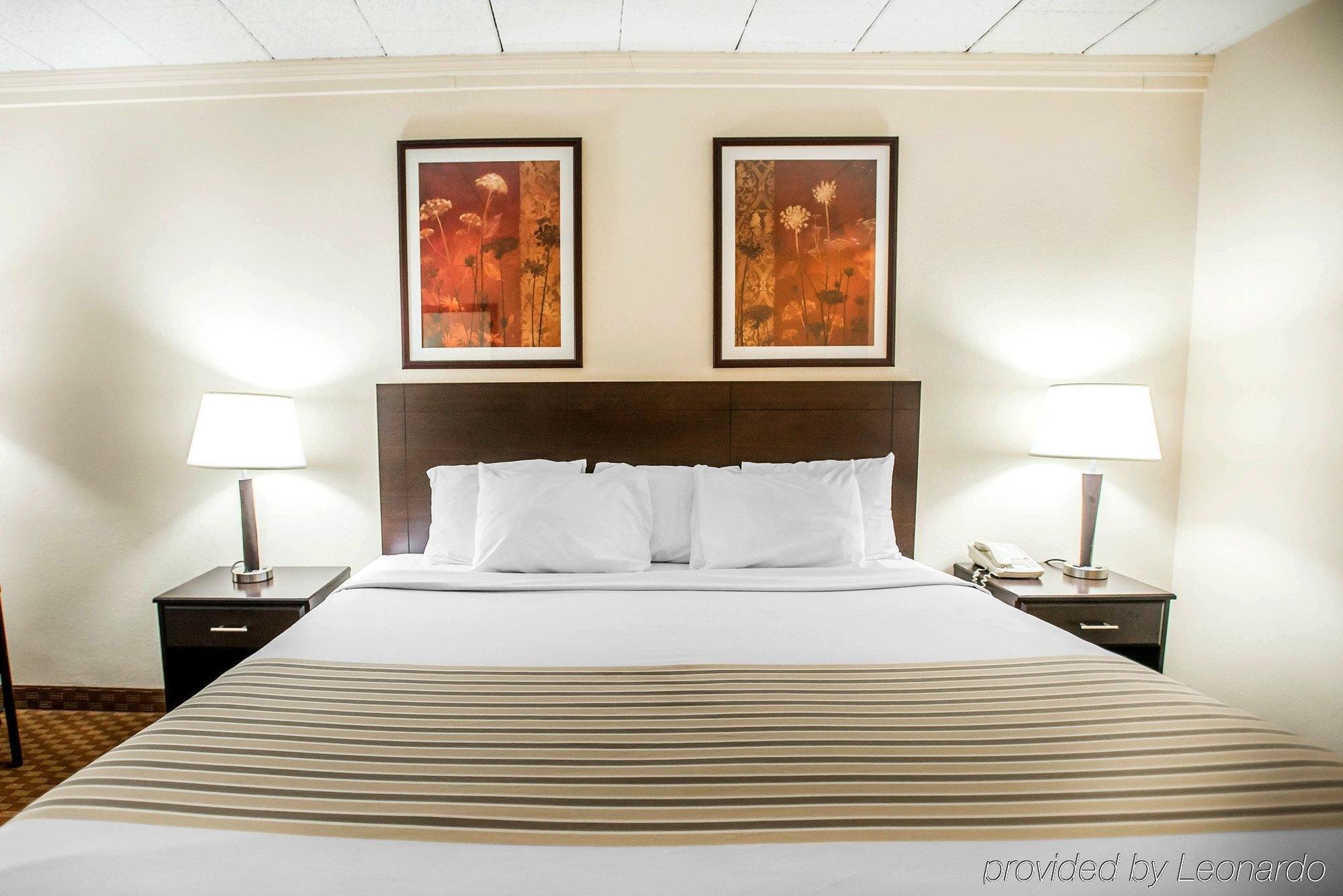 Econo & - Selinsgrove Hotel 2*